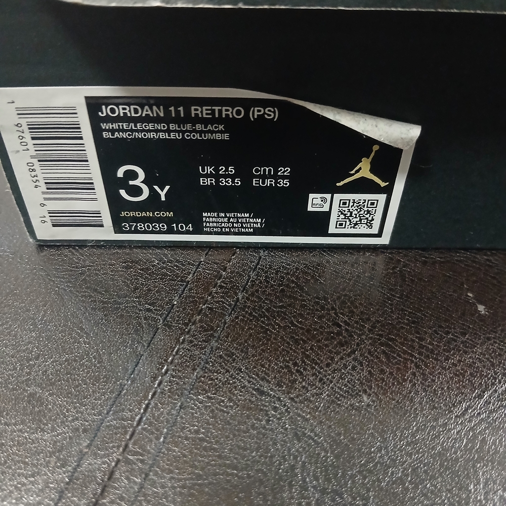 Jordan Kids Sneakers White and Light Blue - Picture 6 of 10